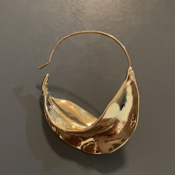 🦩LAUREN CONRAD earrings hops 🦩 - Picture 4 of 5